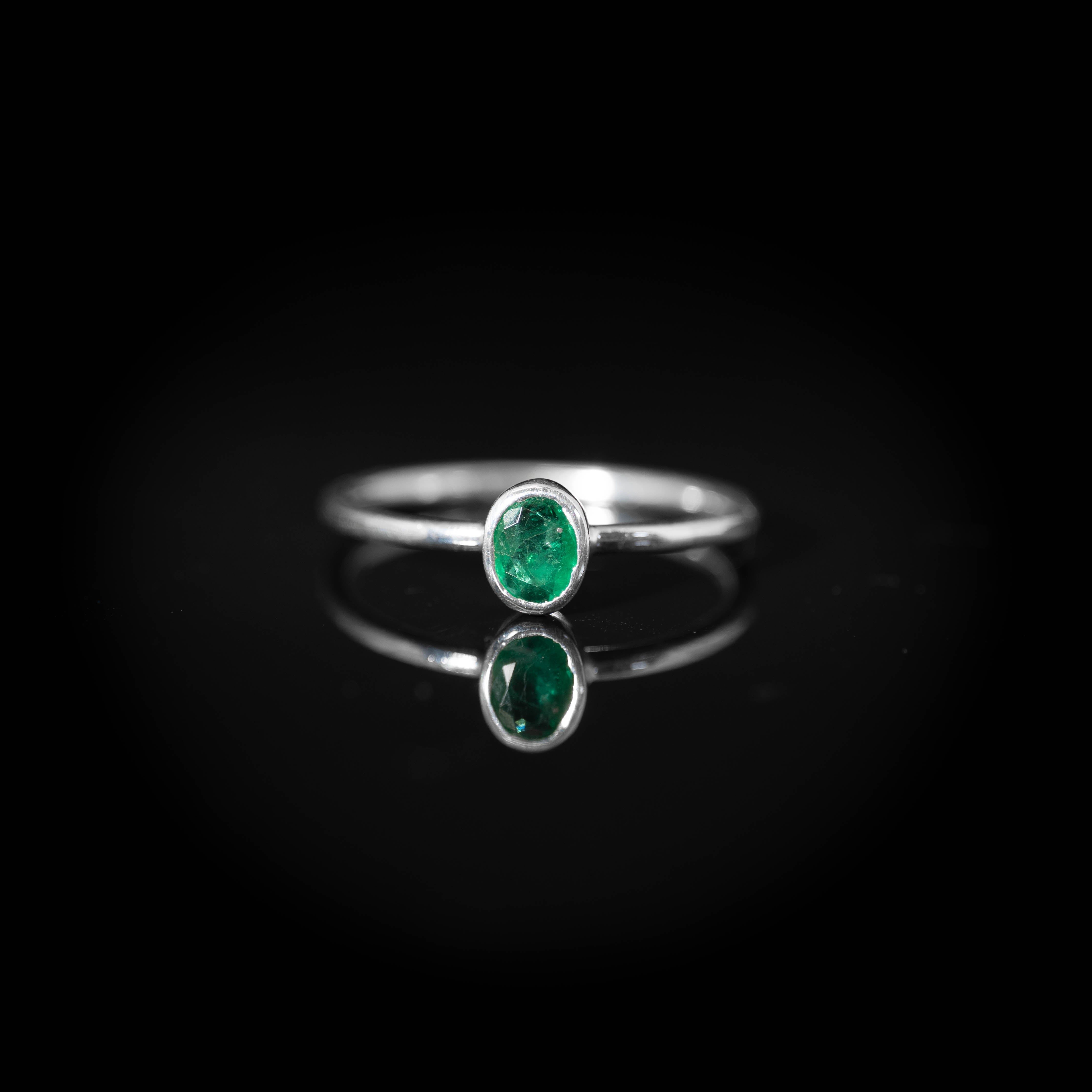 ★真作保証★定価180万円★エルテ ★エメラルドナイト 楽天市場】コロンビア産エメラルド 2.67ct ルース ◇ ステップ