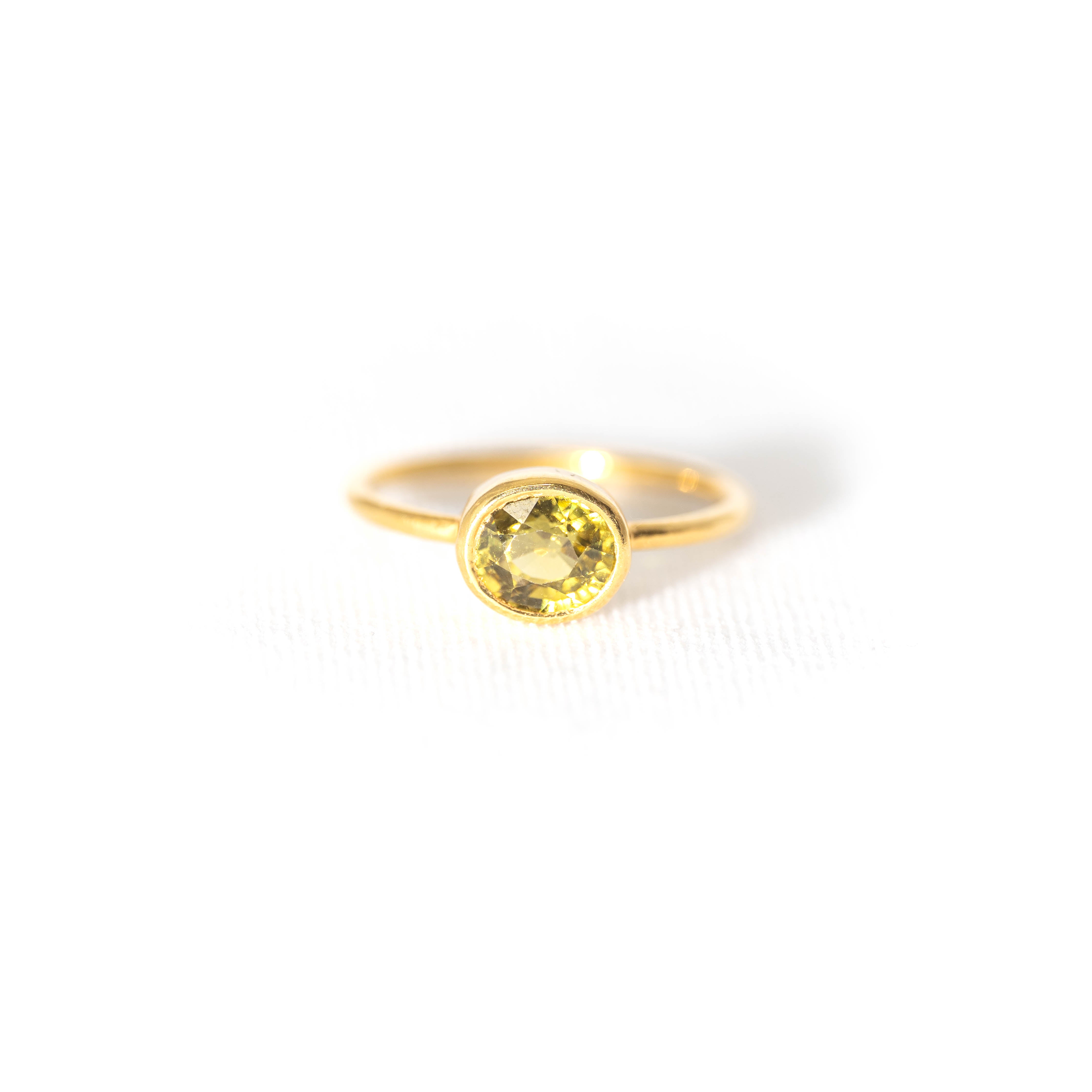 マリガーネット　正八面体カット 送料無料]マリガーネット ルース ラウンドカット 0.26ct : HS