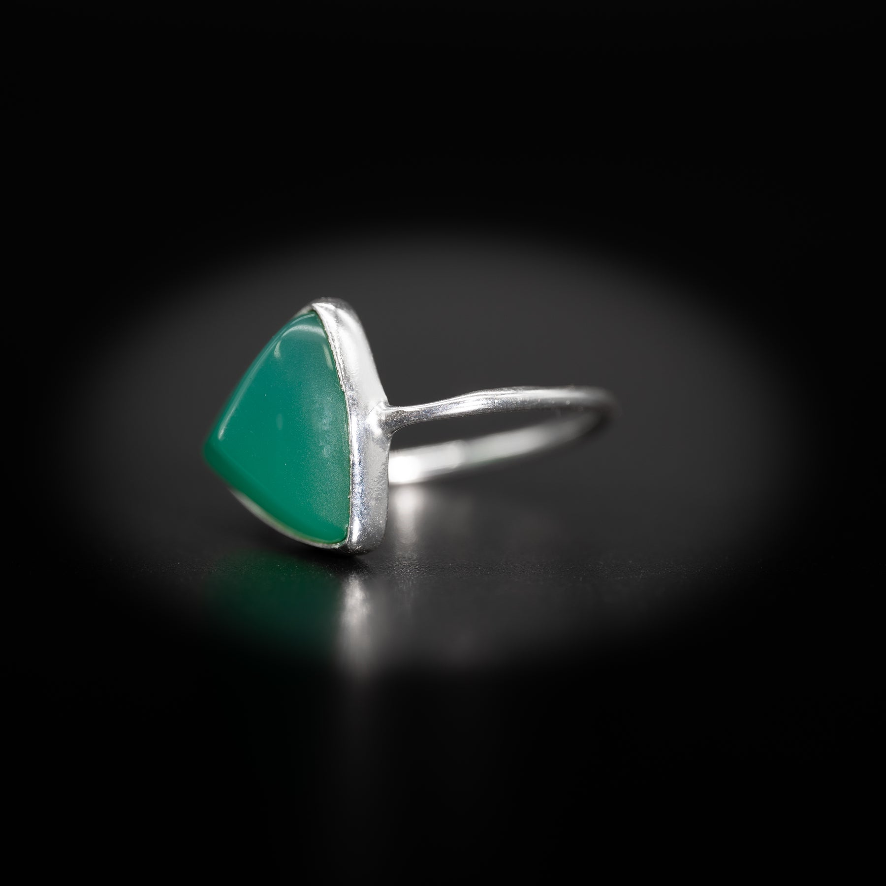 【グリーンオニキス】TRLGOS2-Trilliant Ring