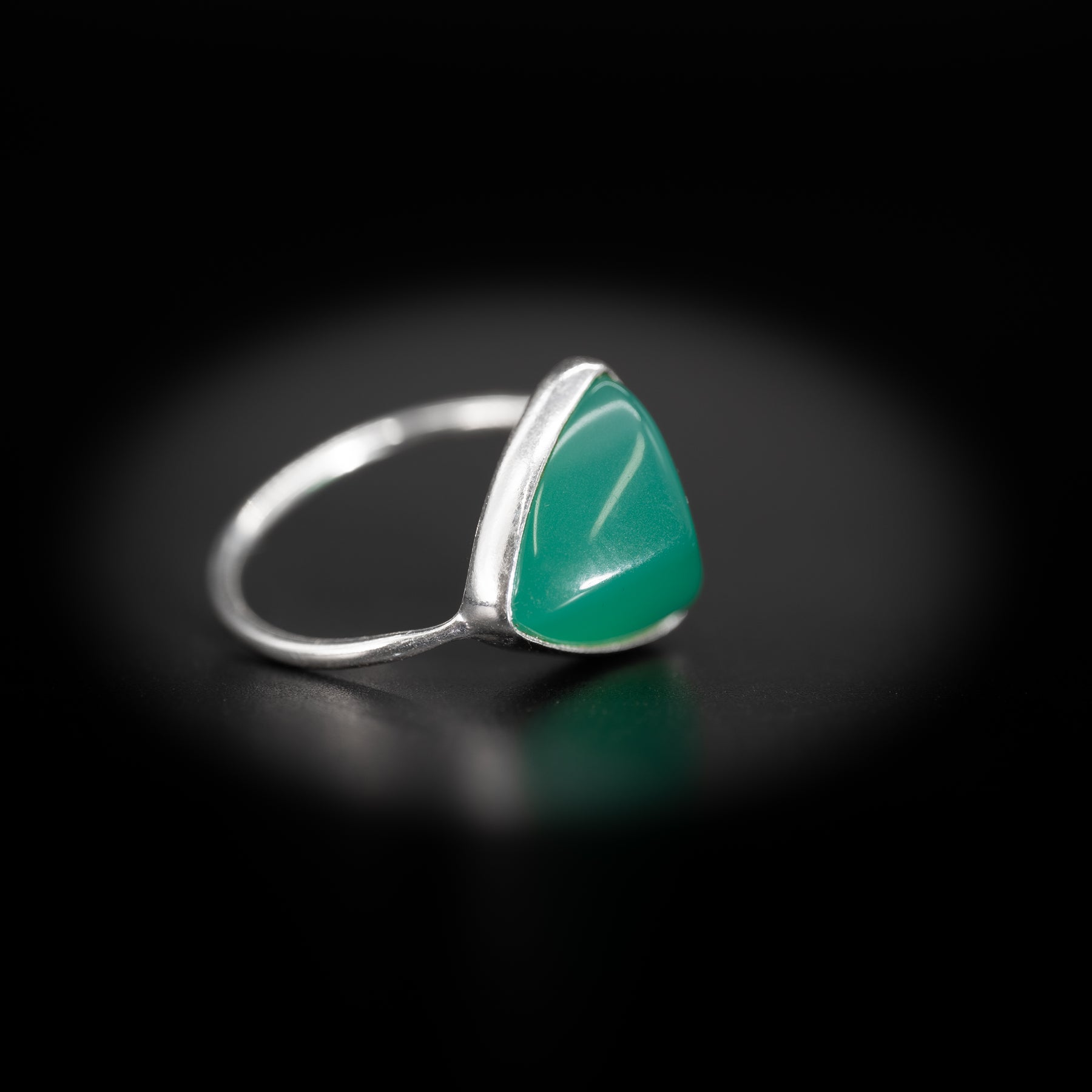 【グリーンオニキス】TRLGOS2-Trilliant Ring