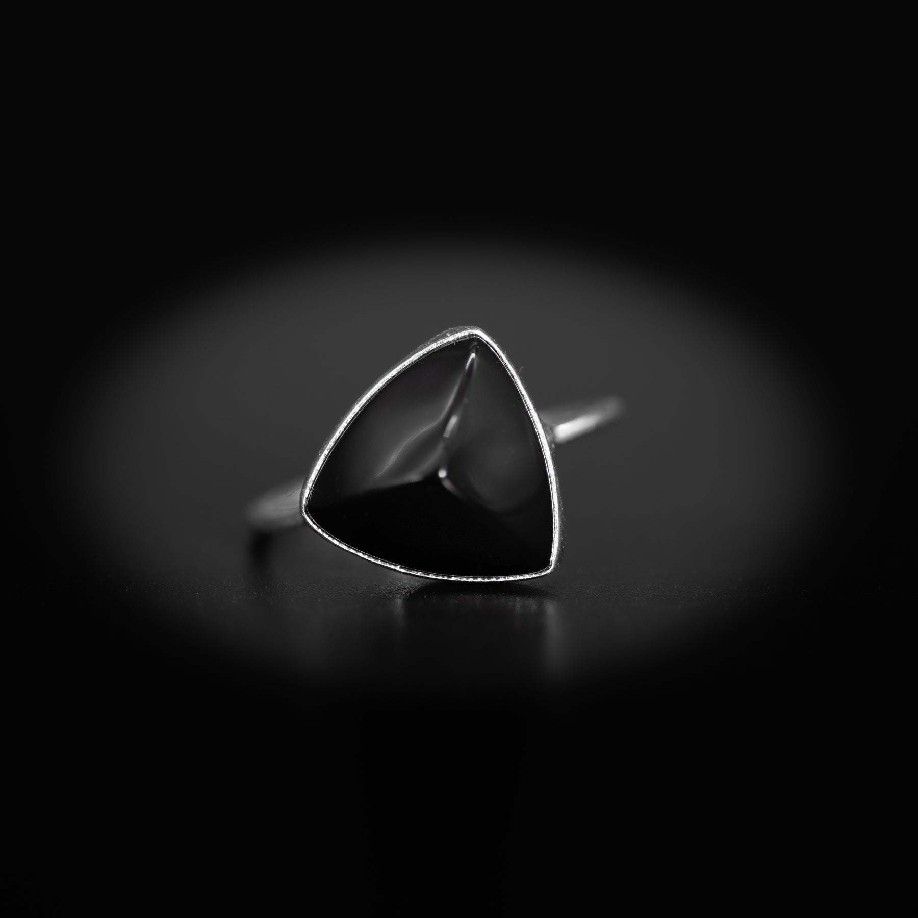 【ブラックオニキス】TRLBOS2-Trilliant Ring