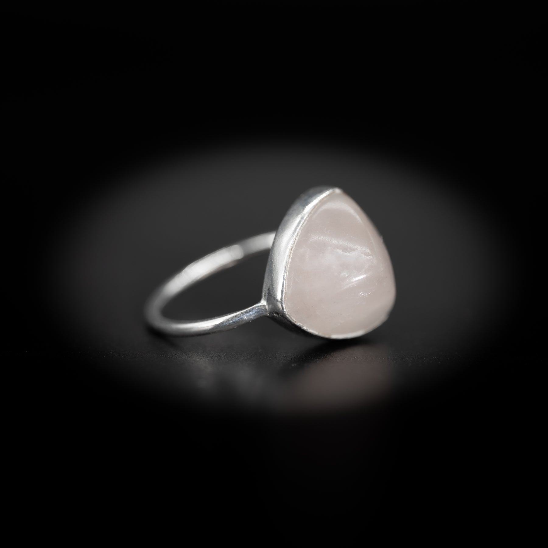 【ローズクォーツ】TRLRQS2-Trilliant Ring