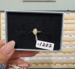 tomo_pebble様_260607_エチオピアオパール2点そのまま