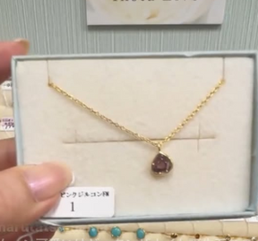 yk919n様_261015 ピンクジルコンネックレス①